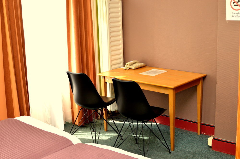 Woluwe-Saint-Lambert Hotel Derby Merode מראה חיצוני תמונה